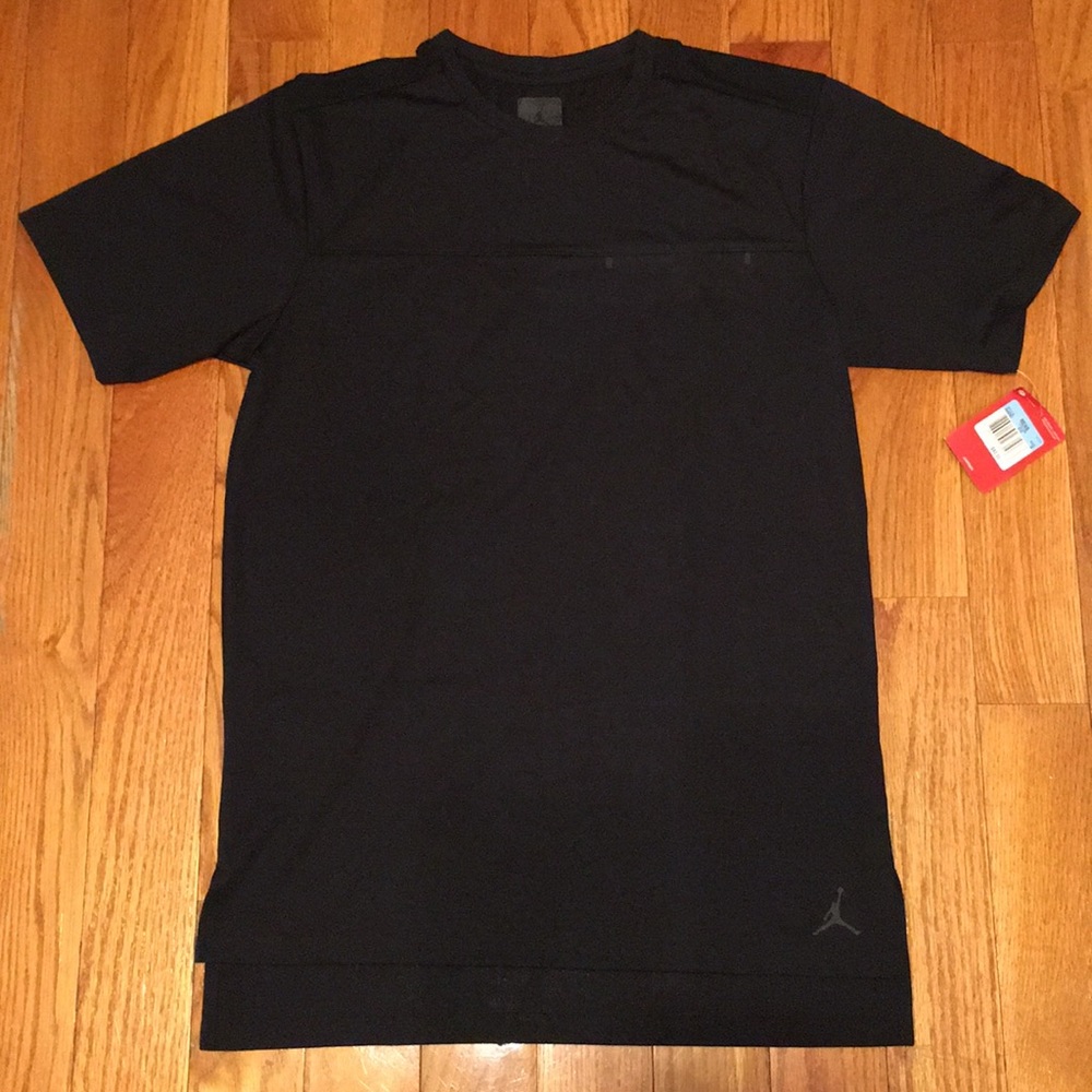 NWT NIKE dri fit activewear tshirt SALE $AVING